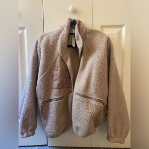 Free People hit the slopes fleece